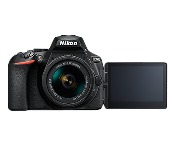 Nikon D5600 Body + AF-P 18-55M