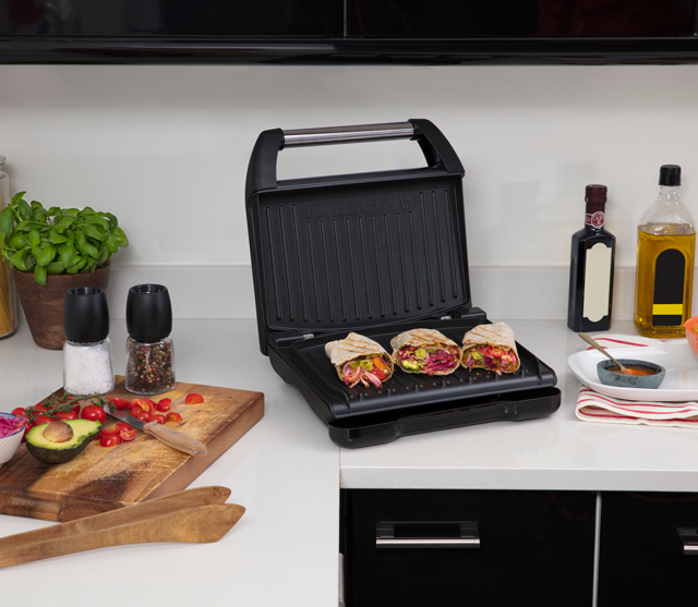 GEORGE FOREMAN FAMILY STEEL GRILL